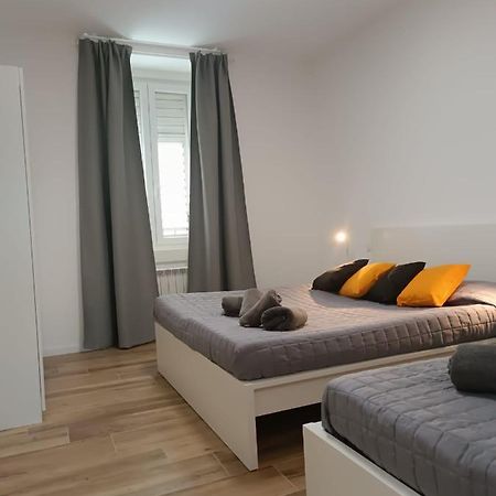 Apartamento Casa Vacanze Mami Trieste Exterior foto